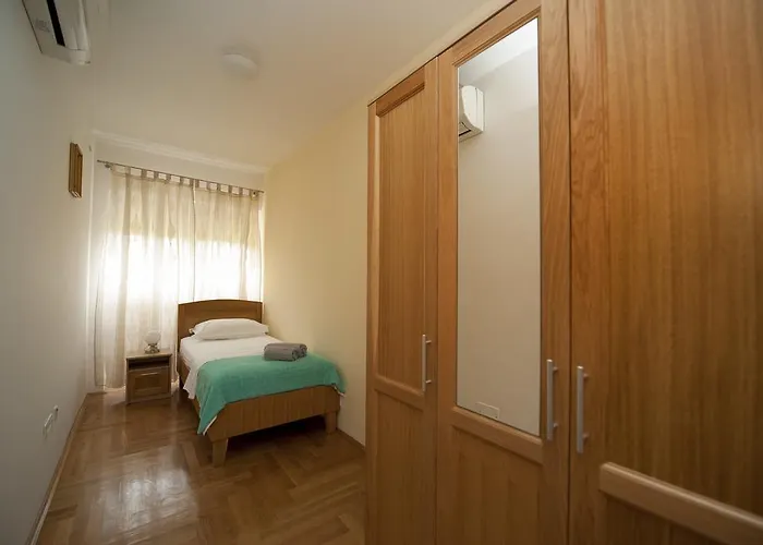 Апартаменти Marjan *